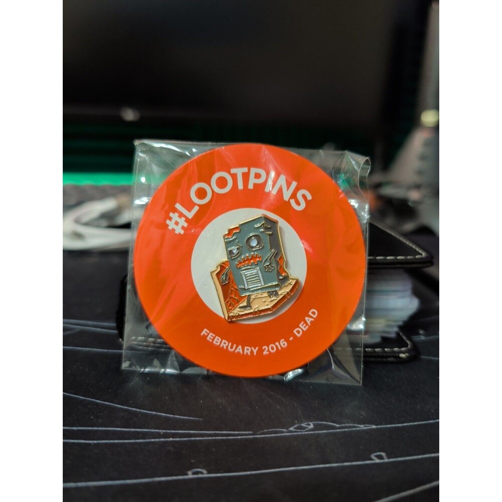 Loot Crate February 2016 Dead Pin Lootpins Walking Dead Zombie Undead Hat Lapel